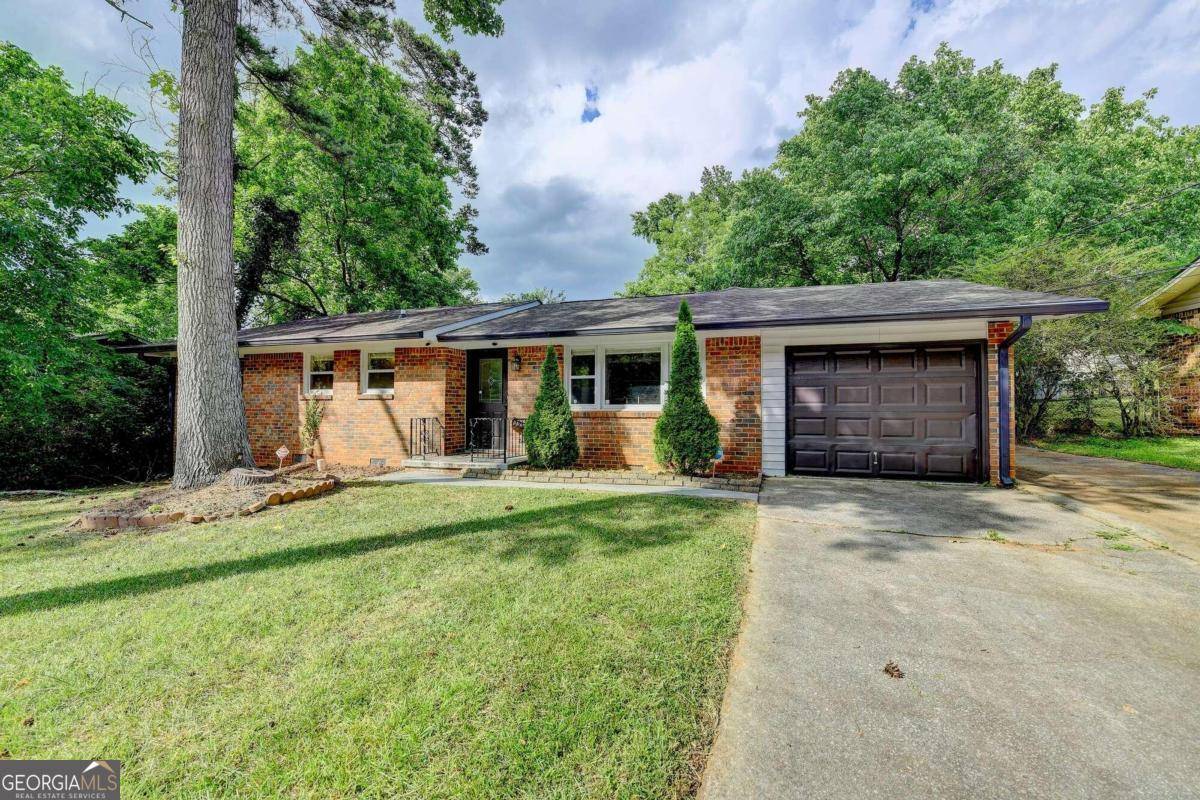 Decatur, GA 30035,2066 Snapfinger RD