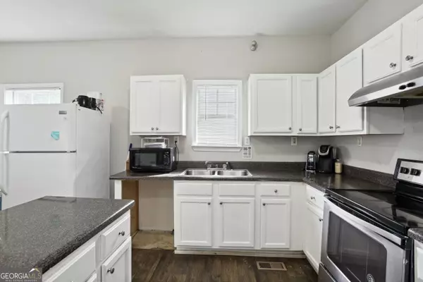Atlanta, GA 30310,2142 Martin Luther King Jr DR SW