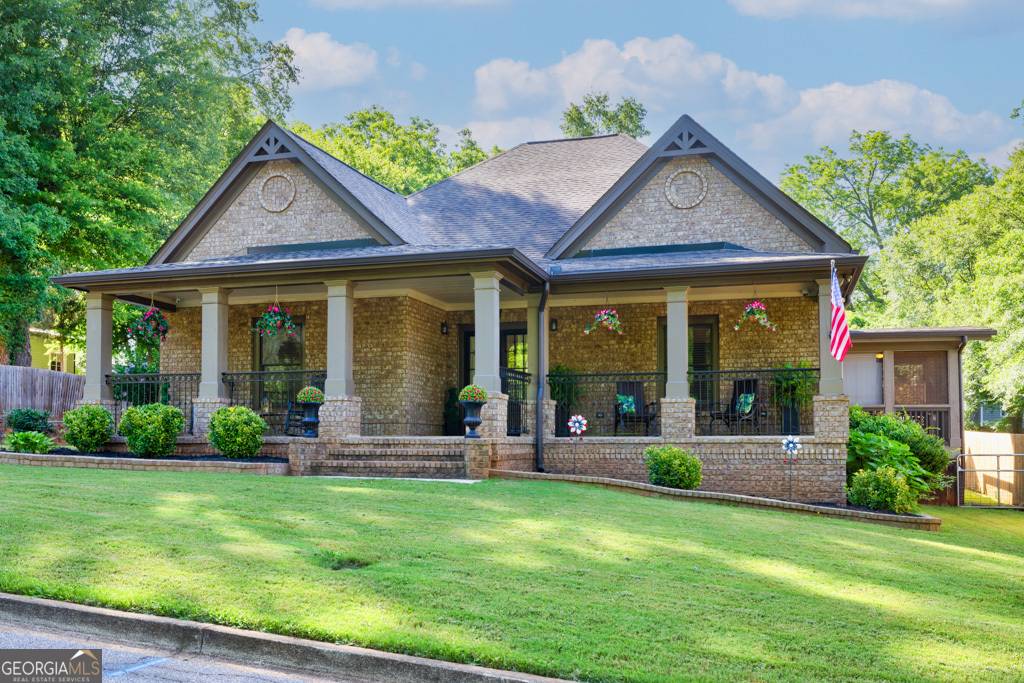 Commerce, GA 30529,187 Pine ST
