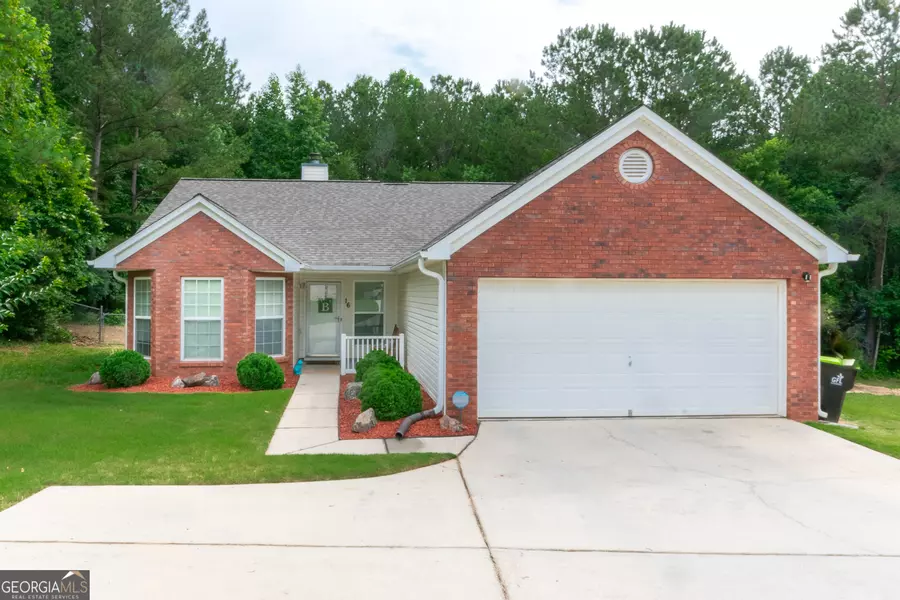 16 Carey, Grantville, GA 30220