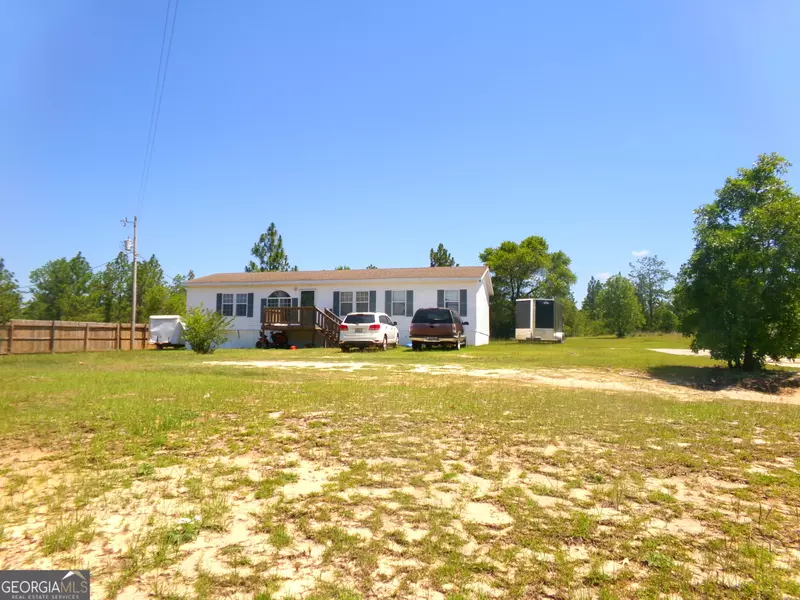 1239 Lambs Bridge Road, Swainsboro, GA 30401