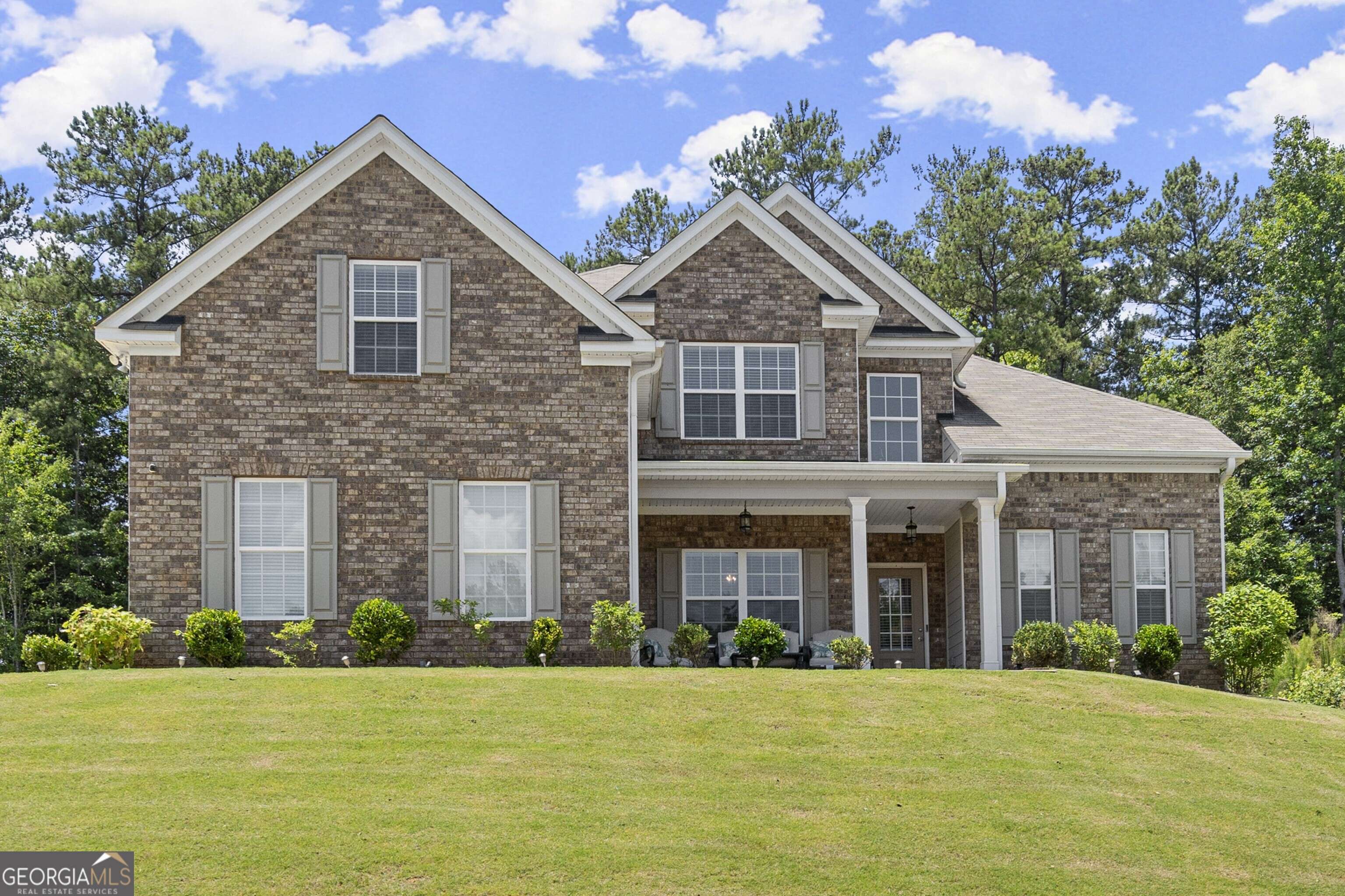 2216 Ginger Lake DR NE, Conyers, GA 30013