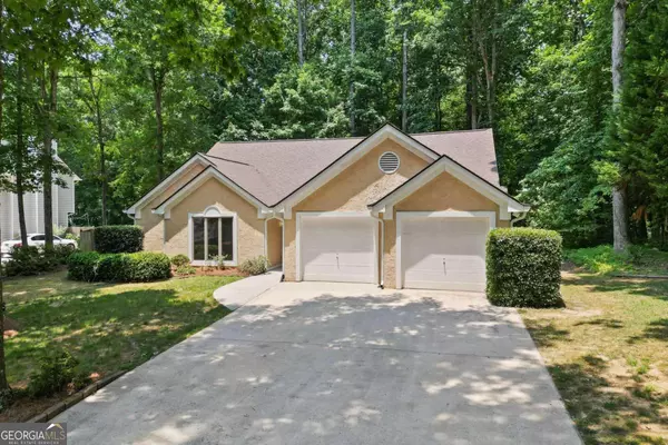 244 Claridge Curve, Peachtree City, GA 30269