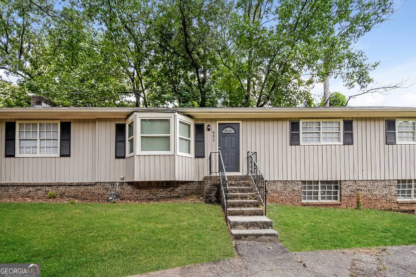 605 Elaine CIR, Marietta, GA 30066