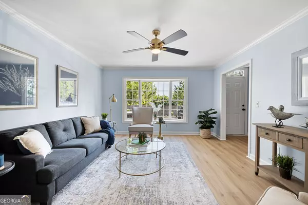 Sandy Springs, GA 30328,6520 Roswell RD #8