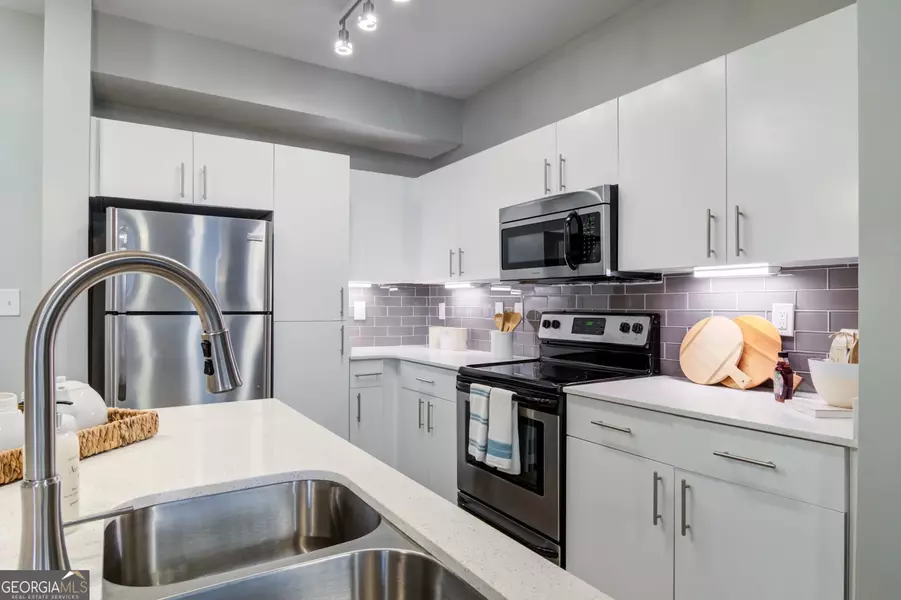 2591 Piedmont RD NE #2206, Atlanta, GA 30324