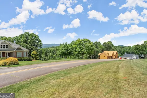 Dahlonega, GA 30533,68 Grand View