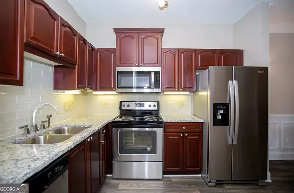 Alpharetta, GA 30022,26000 Mill Creek AVE #12302