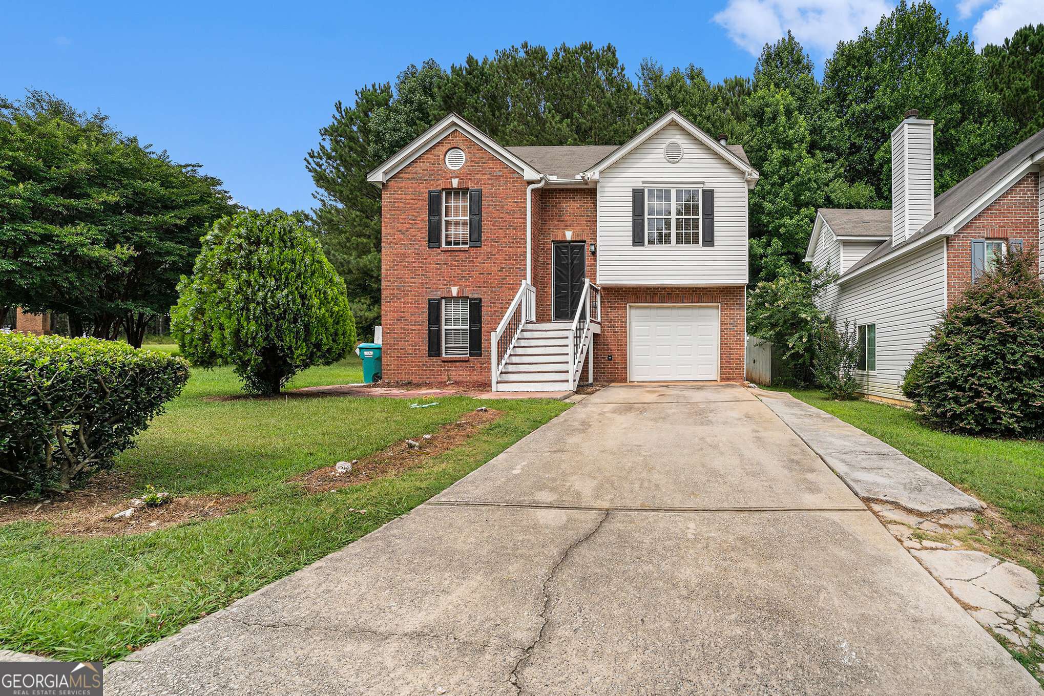 Snellville, GA 30039,2104 OAKLAND SPRING DR