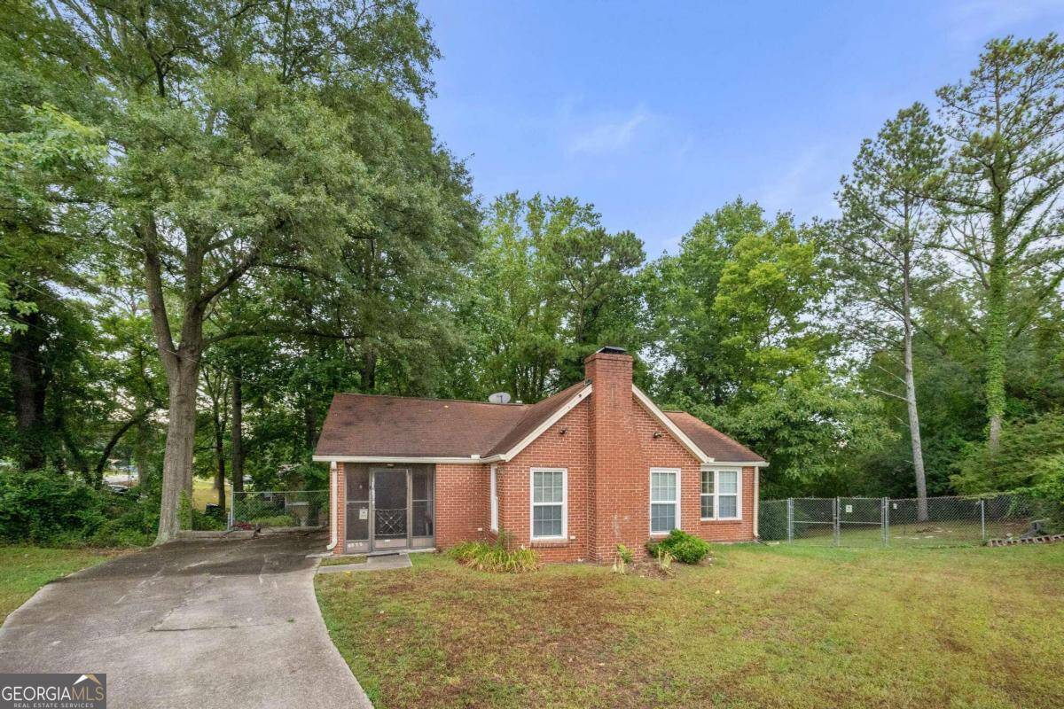 6573 Dodgen RD, Mableton, GA 30126