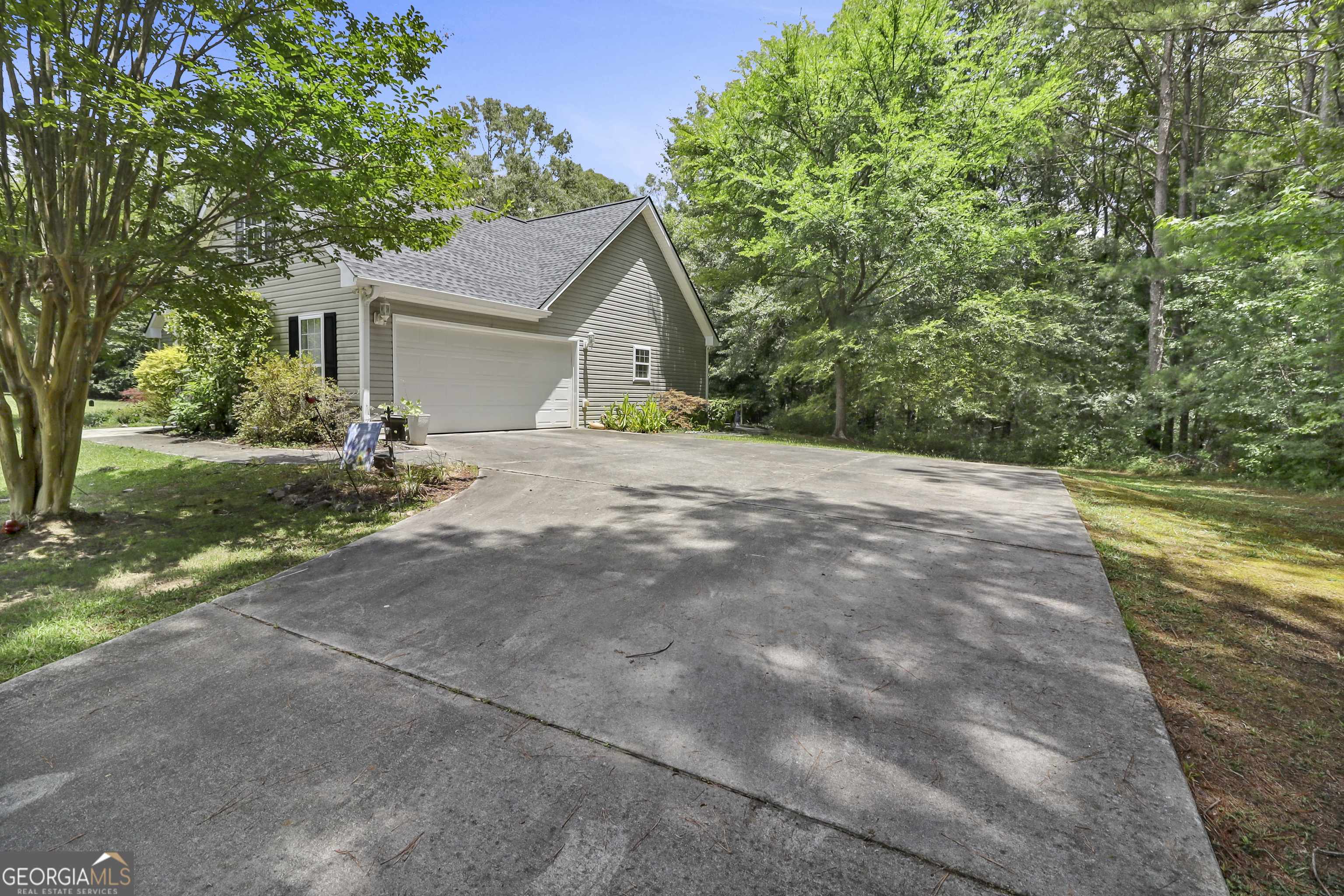 Sharpsburg, GA 30277,70 Lentry DR