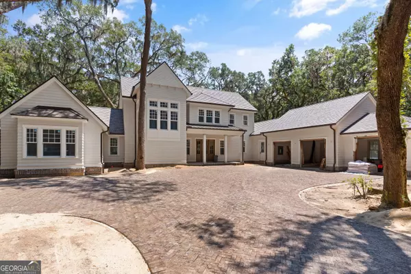 379 Pikes Bluff, St. Simons, GA 31522