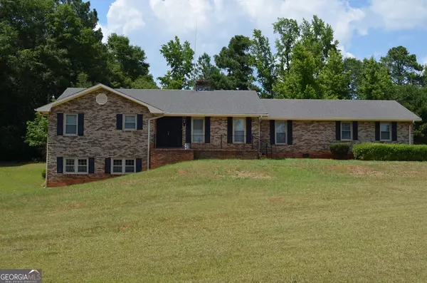 1307 Ga 83, Forsyth, GA 31029