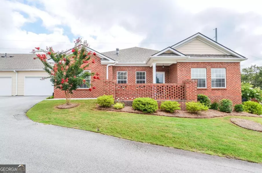 373 Villa Park, Stone Mountain, GA 30087