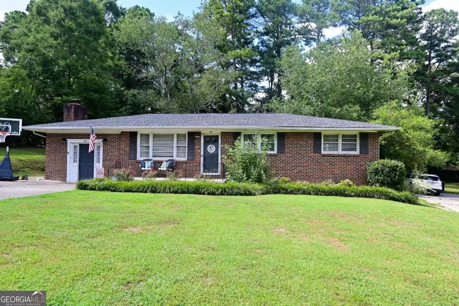 117 Hunt, Calhoun, GA 30701