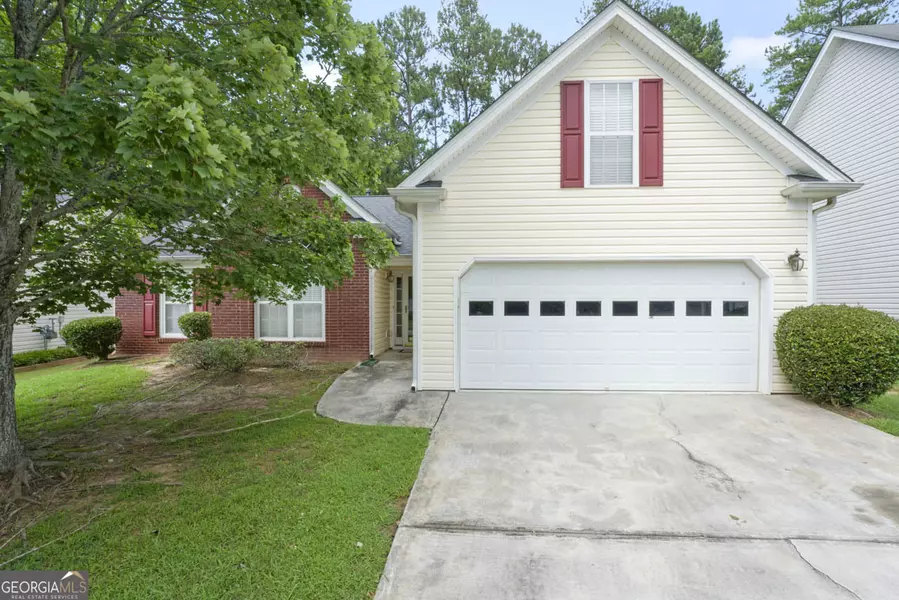 129 Alessie, Newnan, GA 30263