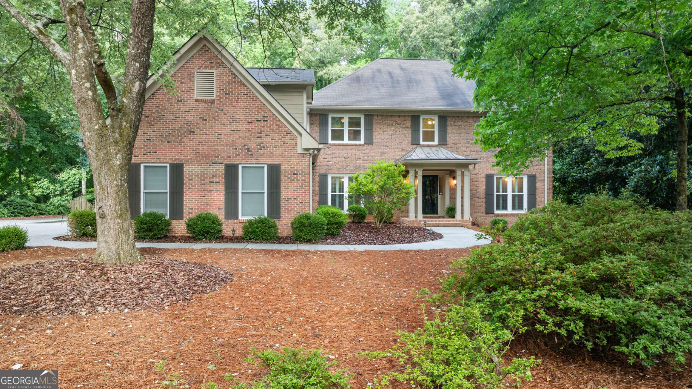 Roswell, GA 30075,425 Waverly Hall DR