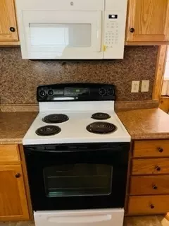 Locust Grove, GA 30248,215 Highland DR