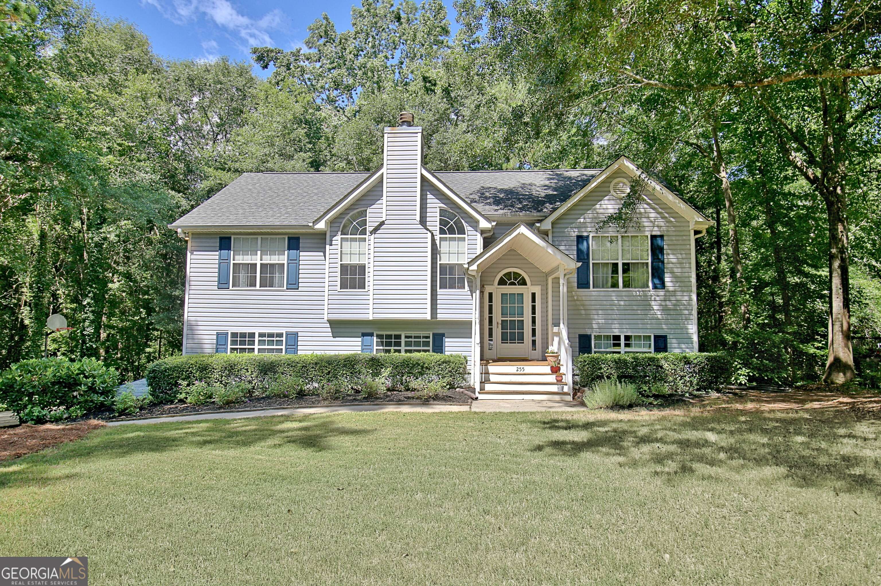 Newnan, GA 30263,255 Applewood CIR