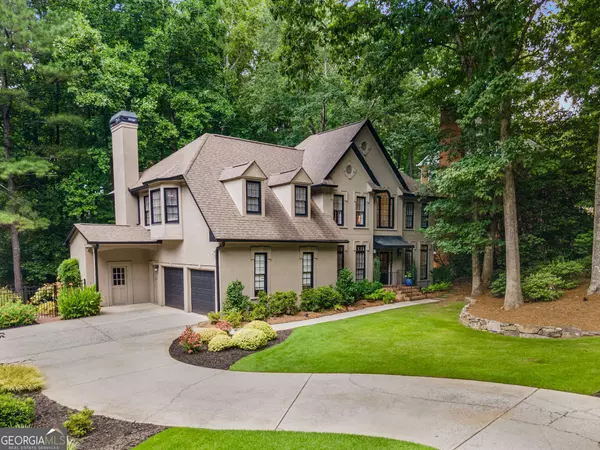 305 Highlands TRCE,  Roswell,  GA 30075