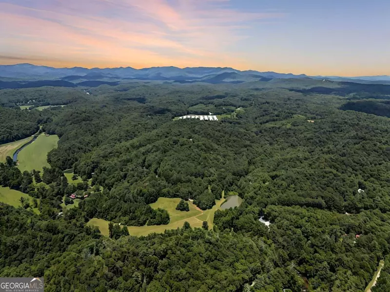 2044 Stillwell RD, Ellijay, GA 30540