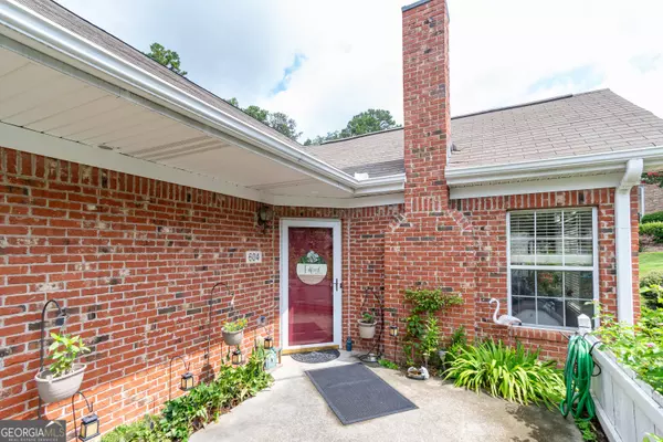 2191 ROCKBRIDGE, Stone Mountain, GA 30087