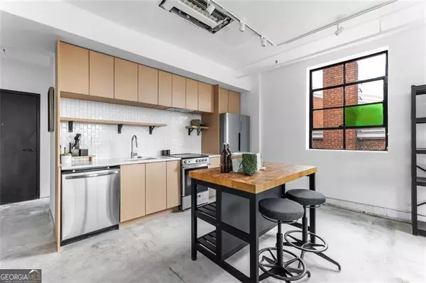 1805 HARVARD AVE #203, College Park, GA 30337