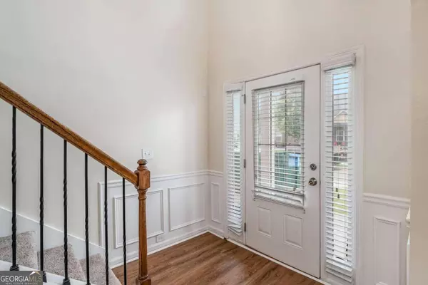 Canton, GA 30114,712 Flag ST