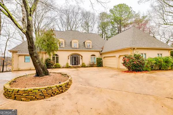 120 Grogans LNDG, Sandy Springs, GA 30350