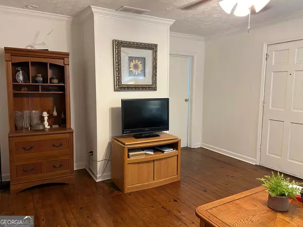 Aragon, GA 30104,22 E Fourth ST