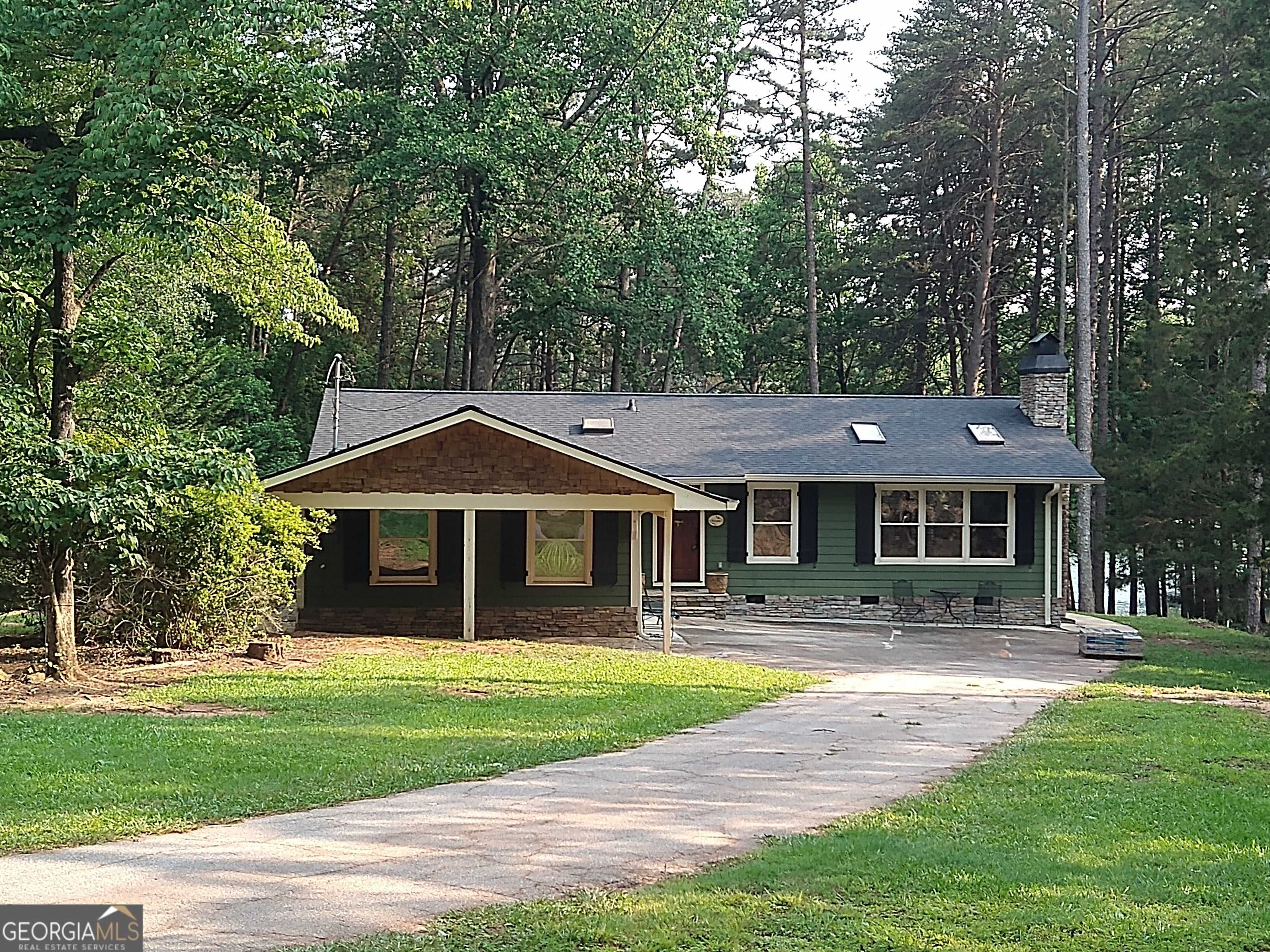 526 Riverbend RD, Lavonia, GA 30553