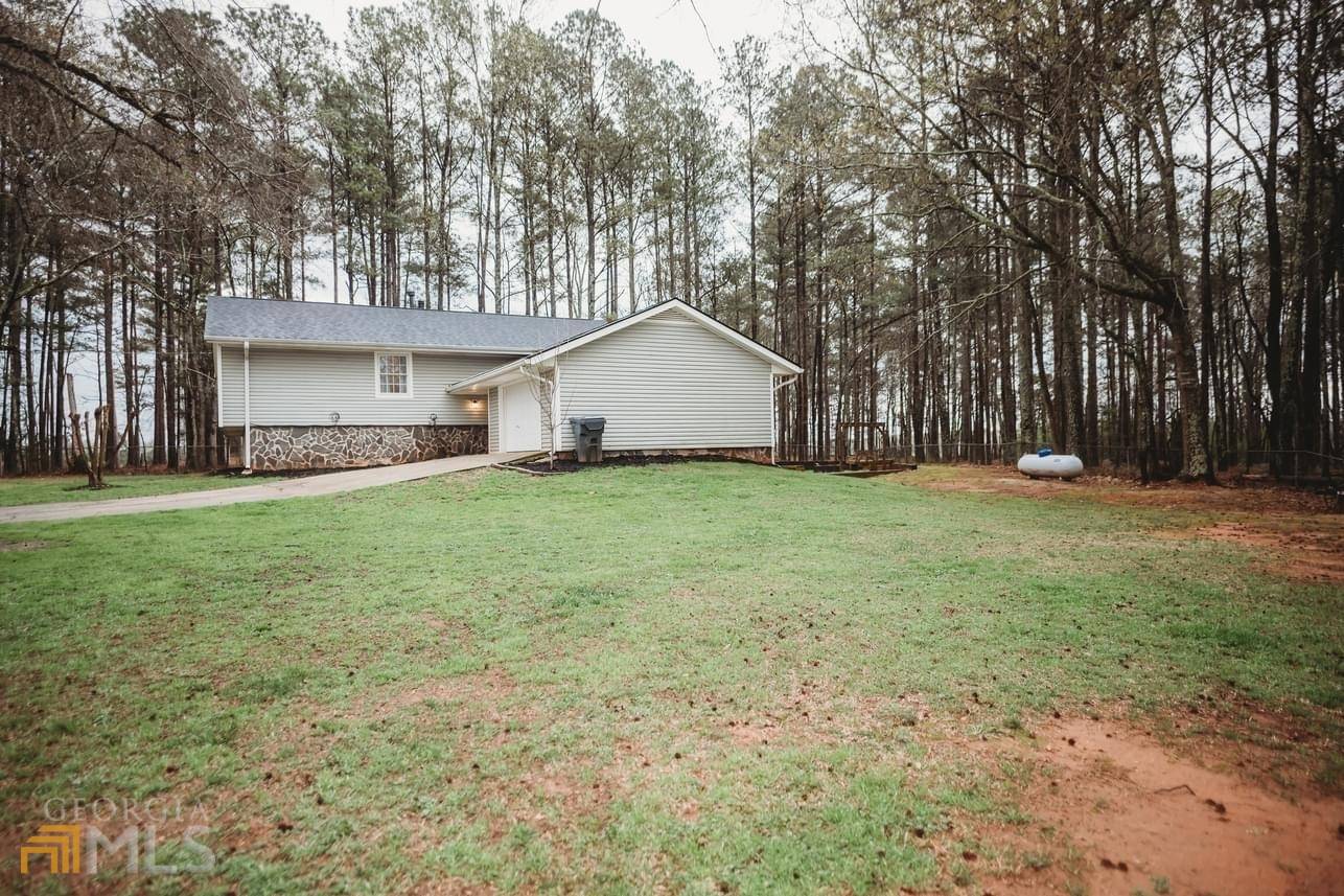 Barnesville, GA 30204,793 Gordon RD