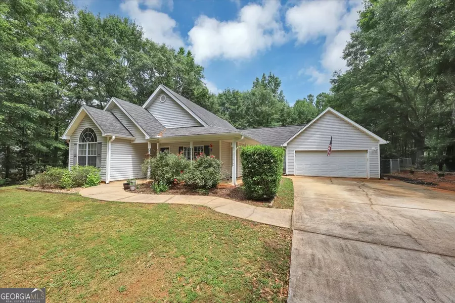 2036 Big Cypress, Locust Grove, GA 30248