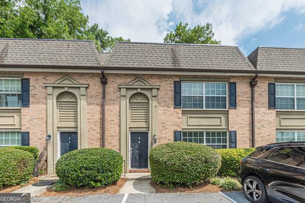 6980 Roswell, Sandy Springs, GA 30328