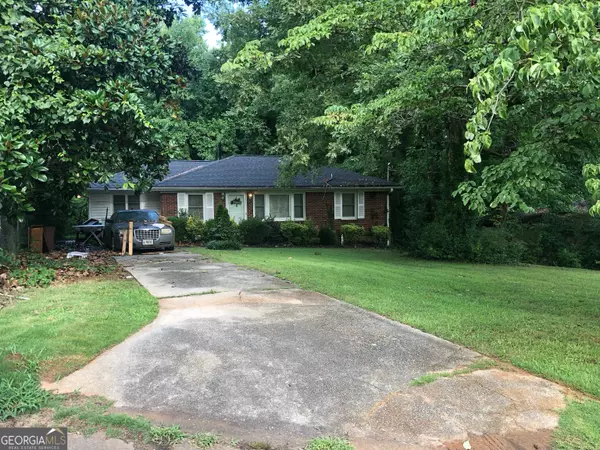 2093 Wildrose, Decatur, GA 30032