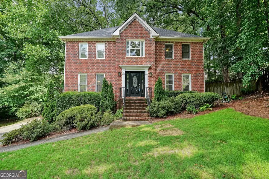 2415 Woodbridge, Marietta, GA 30066