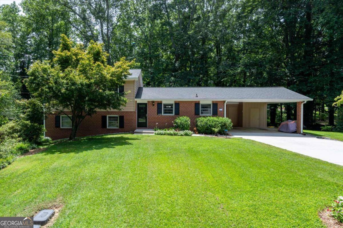 1456 Cherokee TRL,  Lawrenceville,  GA 30043
