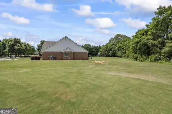 Bogart, GA 30622,1051 Solitaire CT