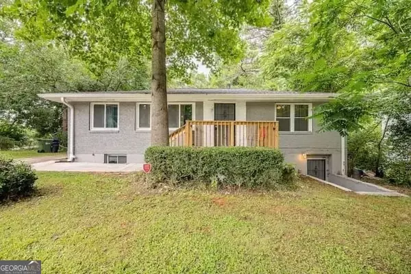 877 Lee Andrews, Atlanta, GA 30315