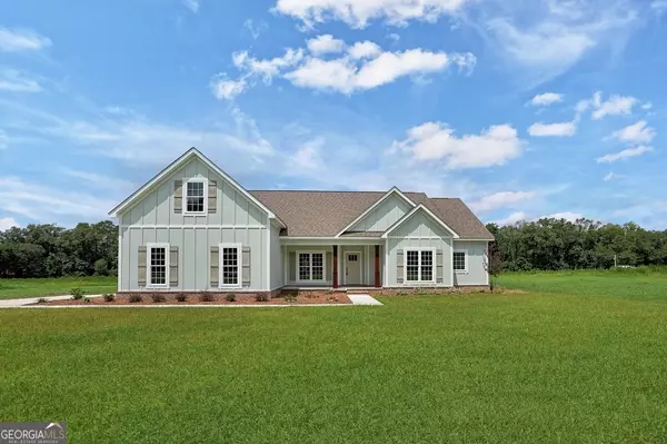 2357 Metter RD, Portal, GA 30450