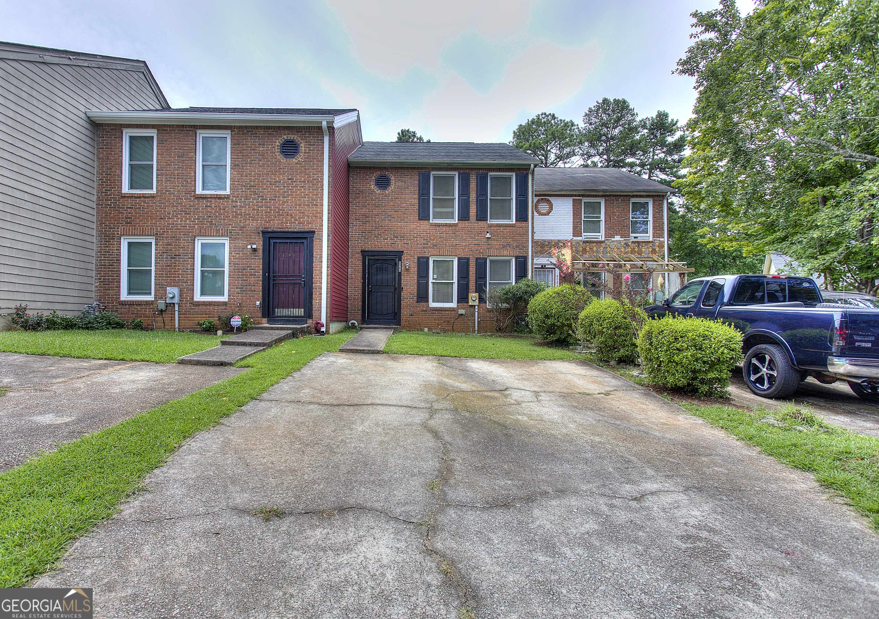 8080 Woodlake DR, Riverdale, GA 30274