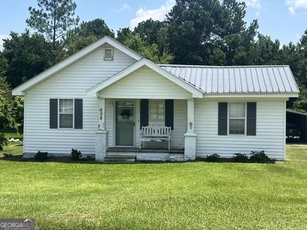 208 S Railroad, Mount Vernon, GA 30445