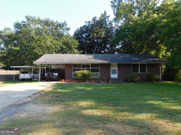 258 W May, Winder, GA 30680