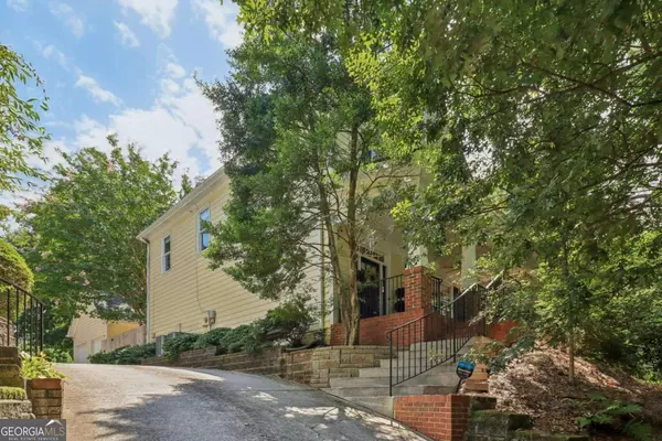 132 E Lake, Atlanta, GA 30317