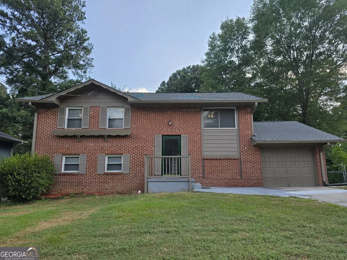 Riverdale, GA 30274,582 Roxbury