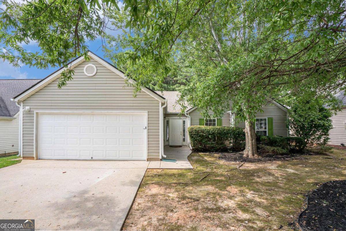 128 Shadowbrooke CIR, Loganville, GA 30052