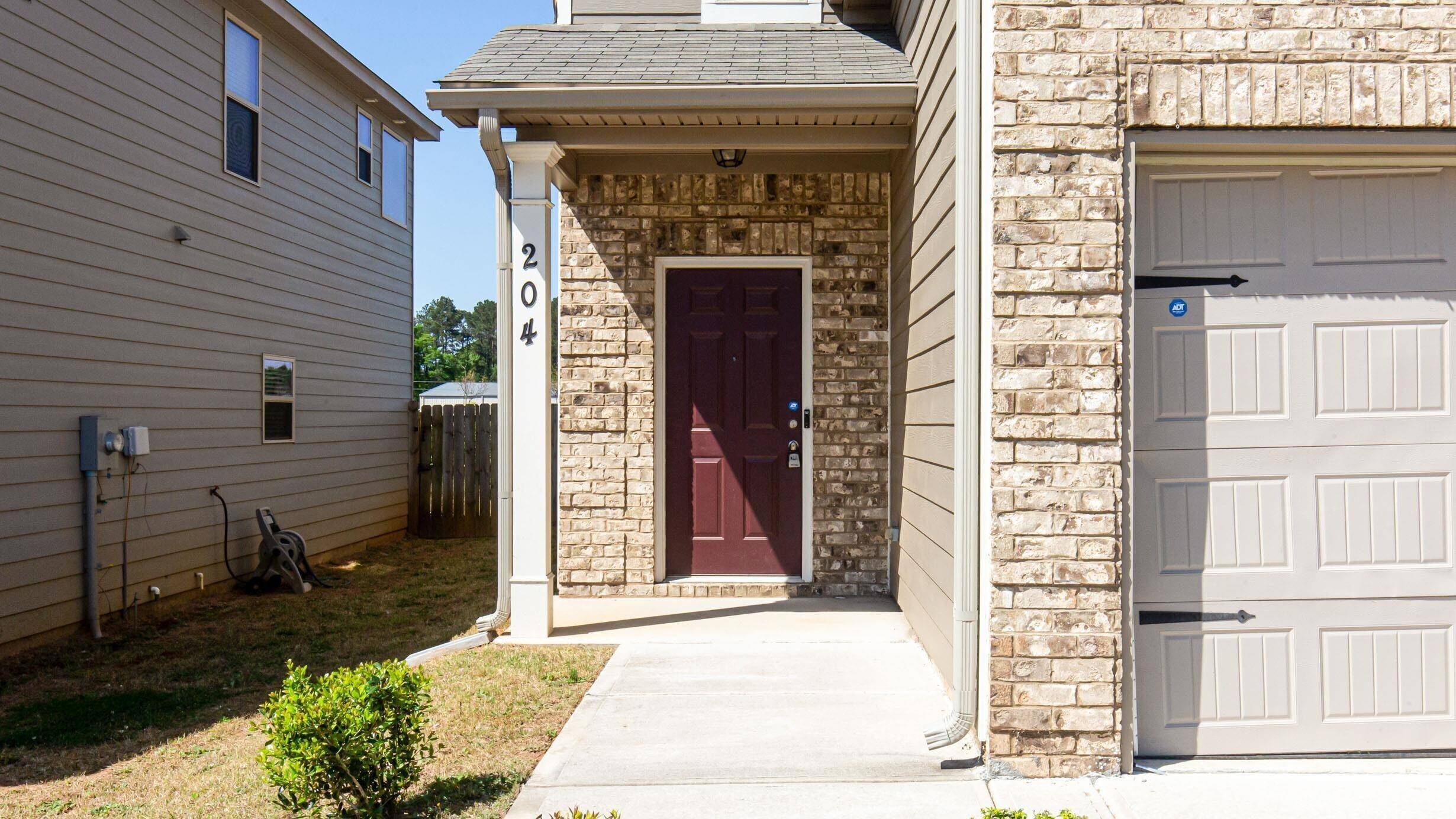 Mcdonough, GA 30253,204 Leland LN