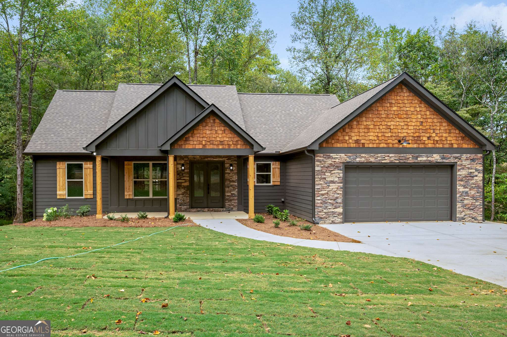 1441 Whitestone RD, Talking Rock, GA 30175