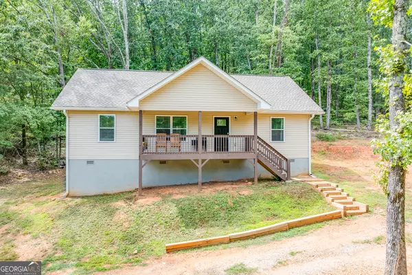 1018 Skitts Mountain, Cleveland, GA 30528