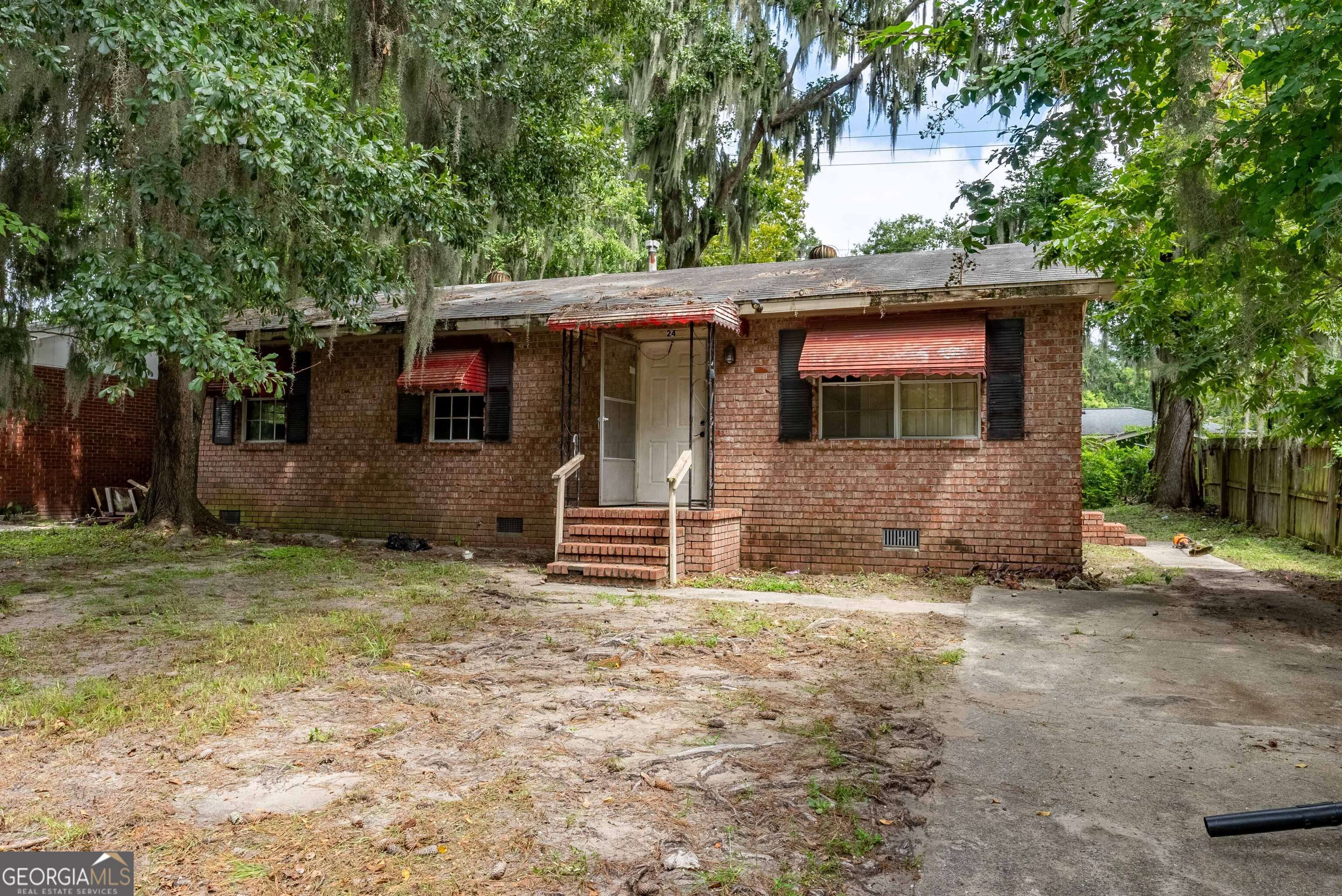 24 Chatham ST, Savannah, GA 31406
